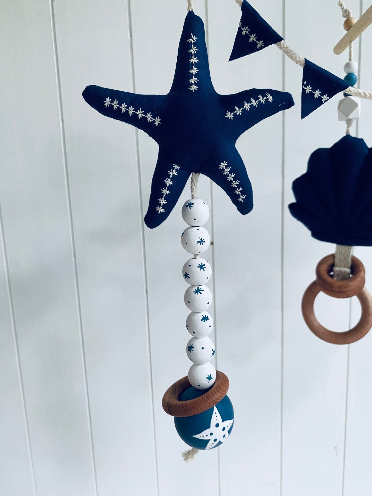 Móvil Cuna Mar ✶ Aura Azul Marino