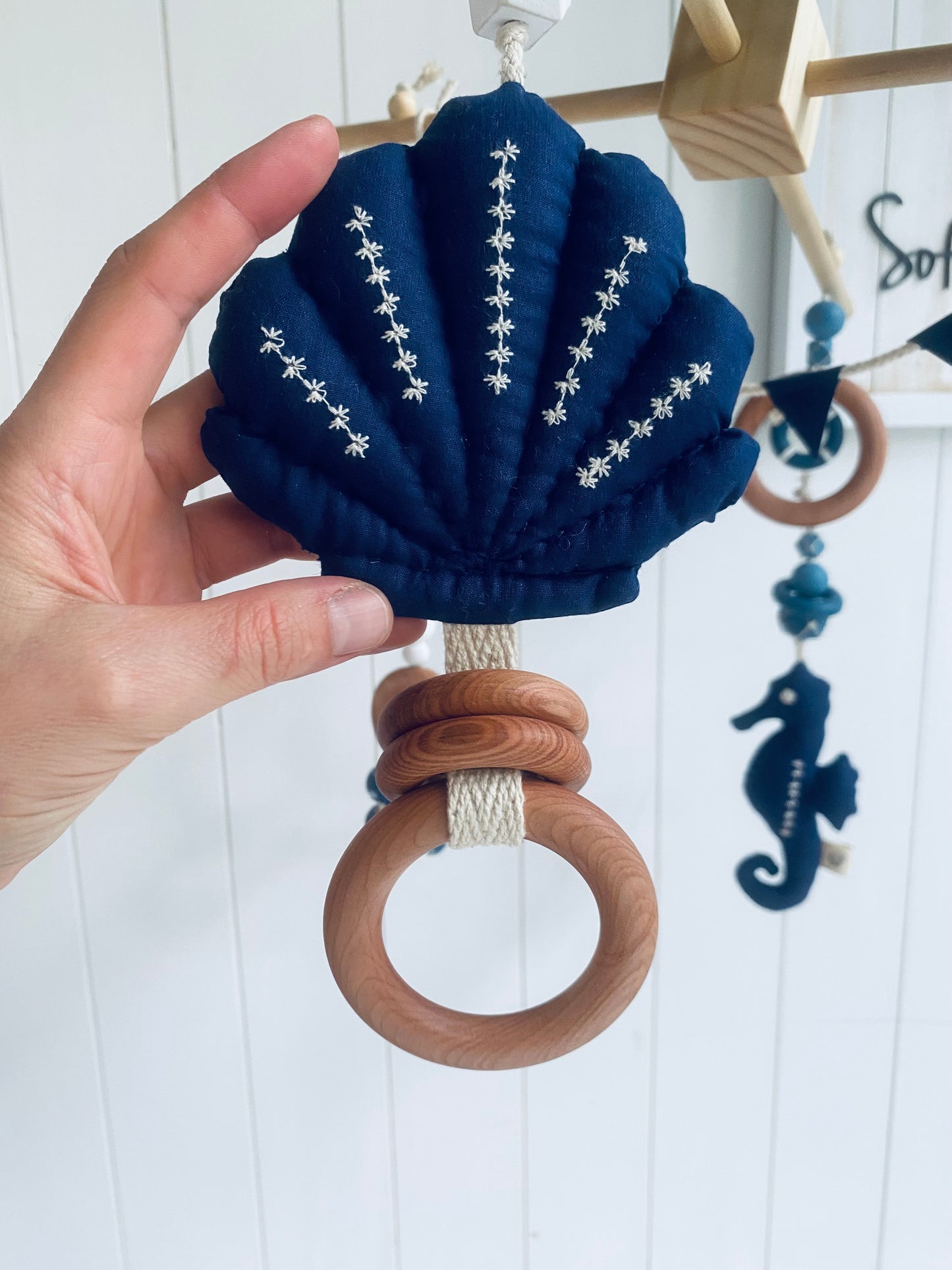 Móvil Cuna Mar ✶ Aura Azul Marino