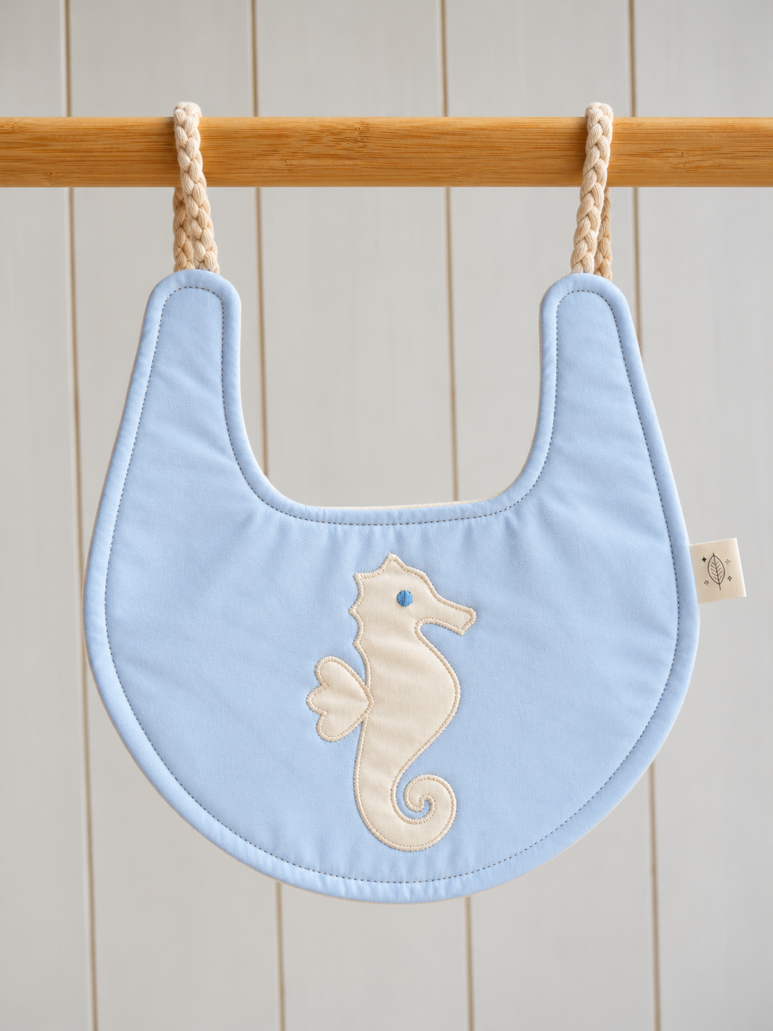 SET SPRING 𓇼 | Manta + Babero con Flecos