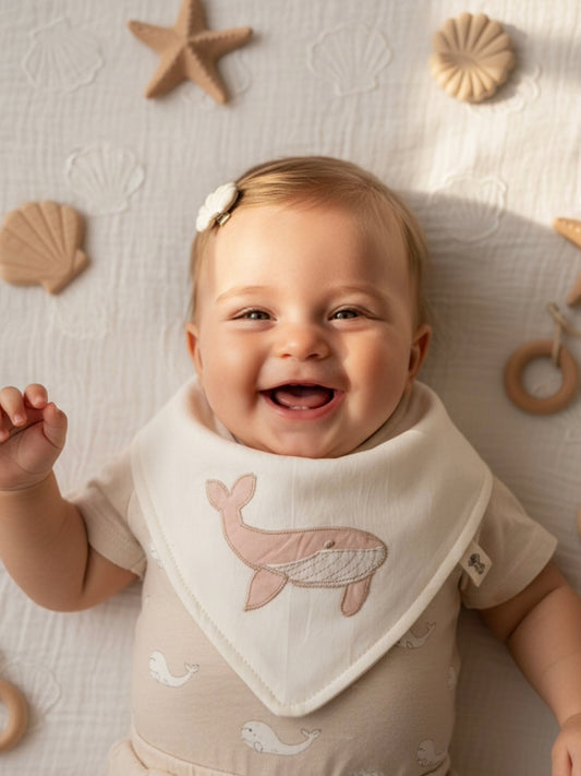 Babero Bandana 𓇼 Ballena Nude / 4 disponible