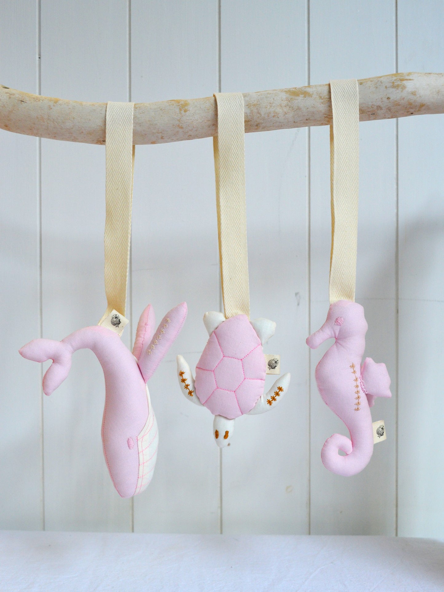 Portachupetes Playa 𓇼 Rosa / New collection