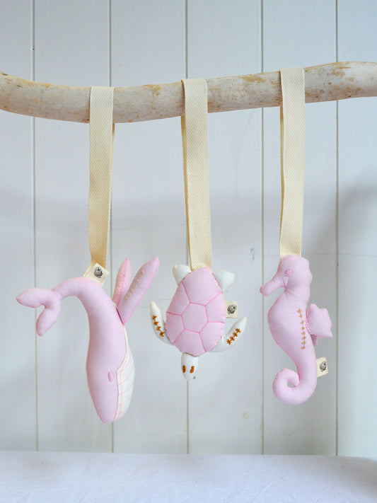 Portachupetes Playa 𓇼 Rosa / New collection