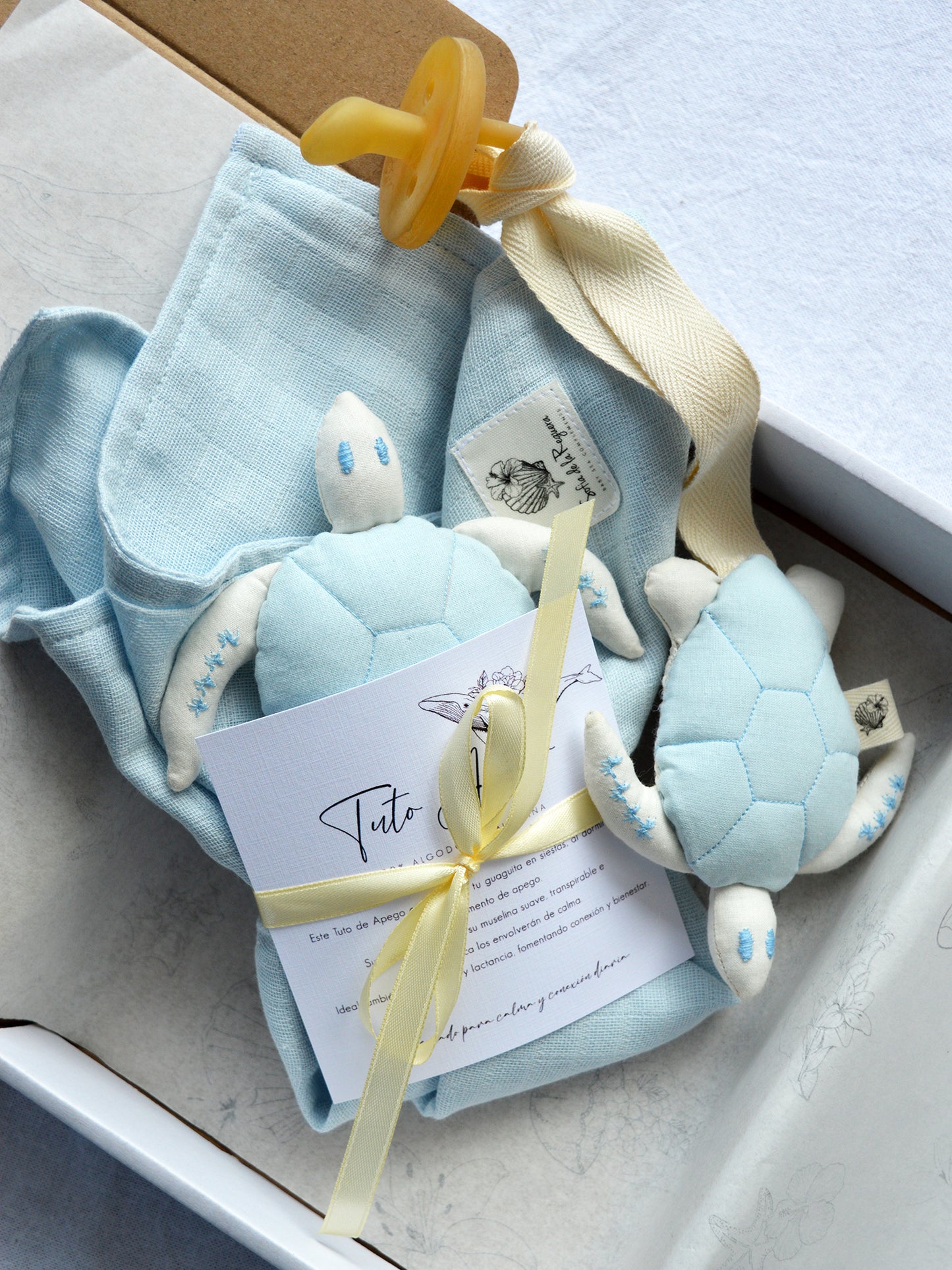 Box Playa Celeste 𓇼 Tuto + Portachupetes / New collection