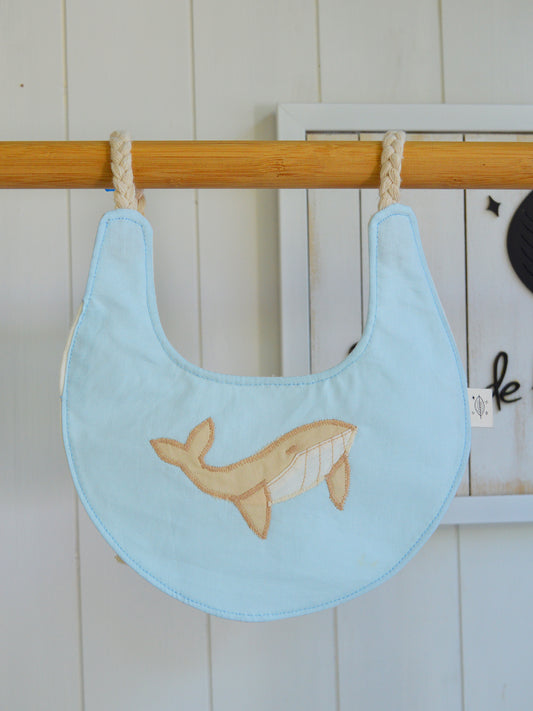 Babero ✧ Ballena