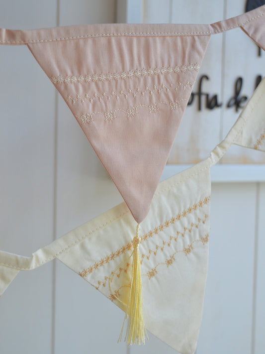 Banderines FLECOS ✦ ARENA