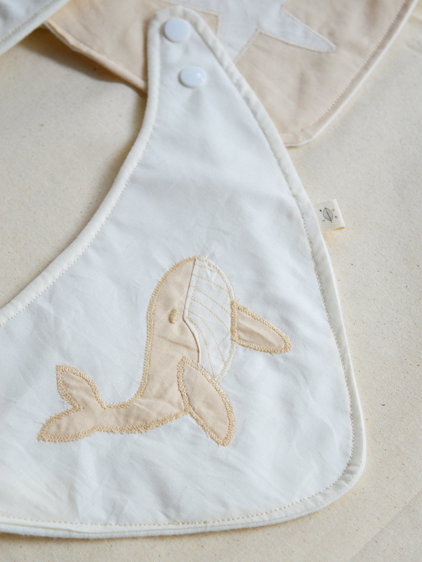 Babero Bandana 𓇼 Ballena • NUEVO