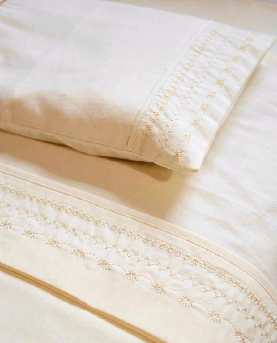 Set Sábanas + Almohada ✦ COLOR CREMA / New in