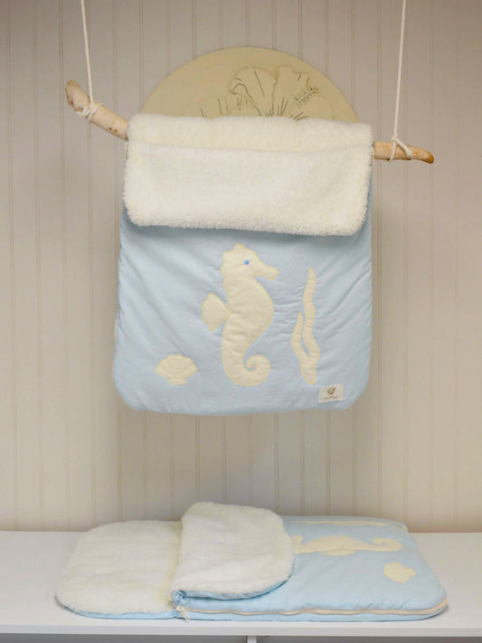 Saco de Invierno ✦ Celeste Caballito mar